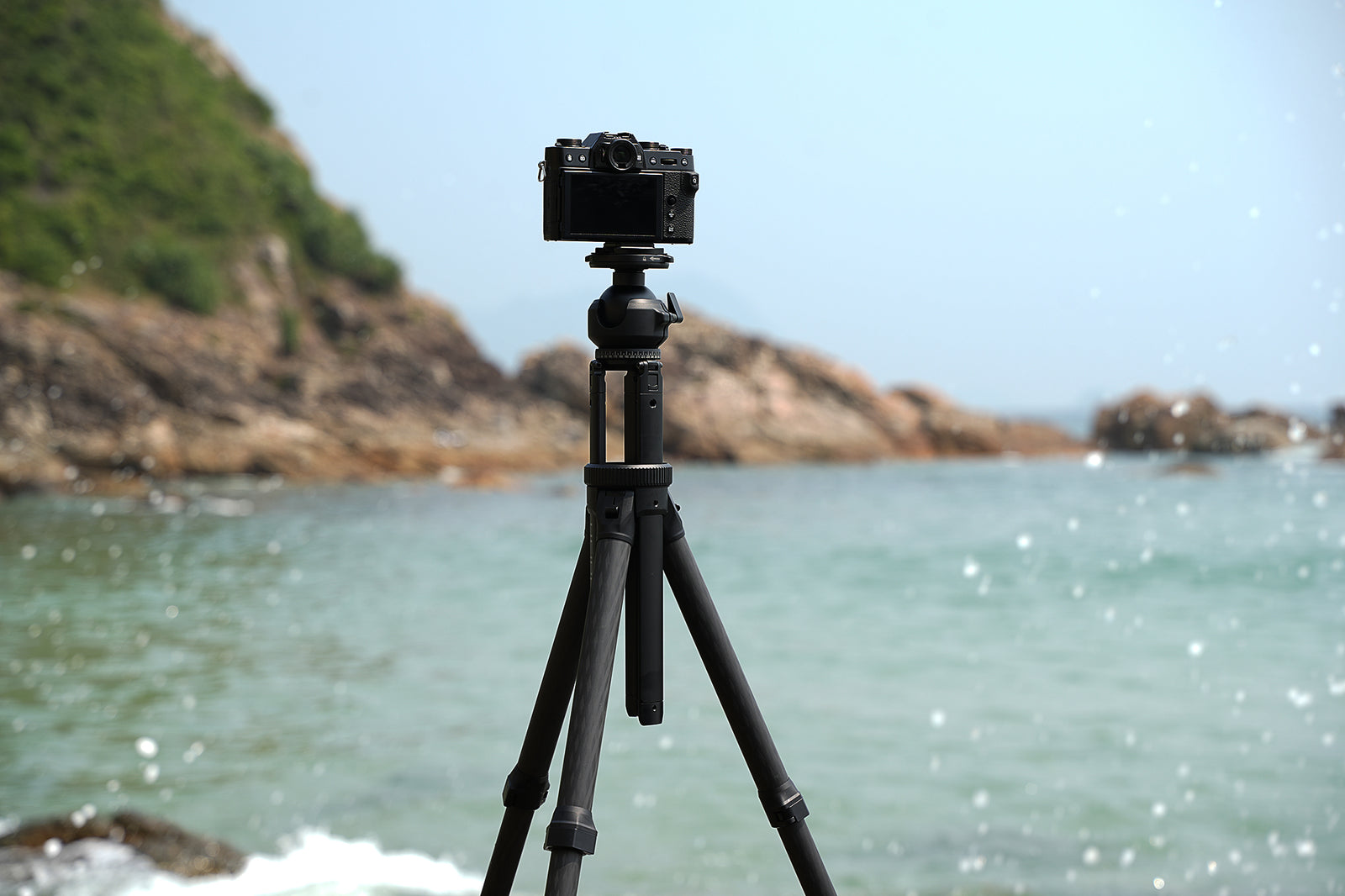 HEIPI 3-in-1 travel tripod